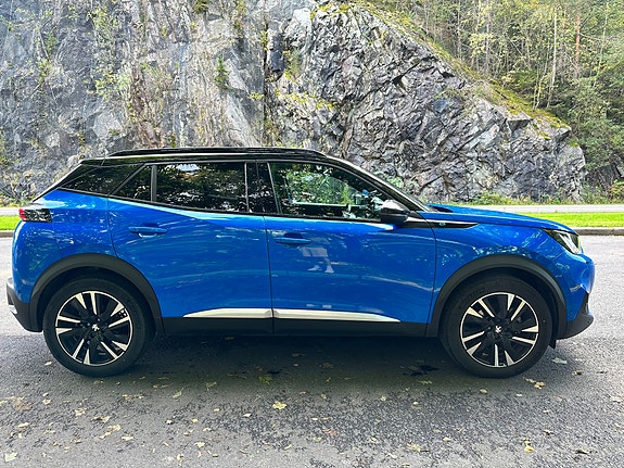 Peugeot 2008 4 of 16
