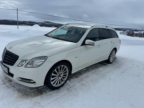 Mercedes-Benz E-Klasse 4 of 9