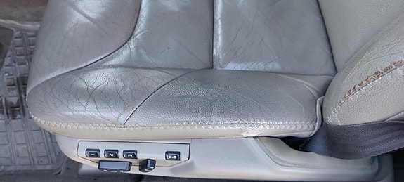 Volvo XC70 14 of 30