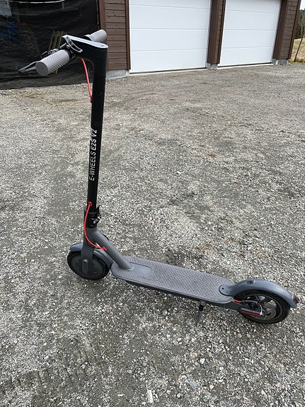 Product image 2 of 9