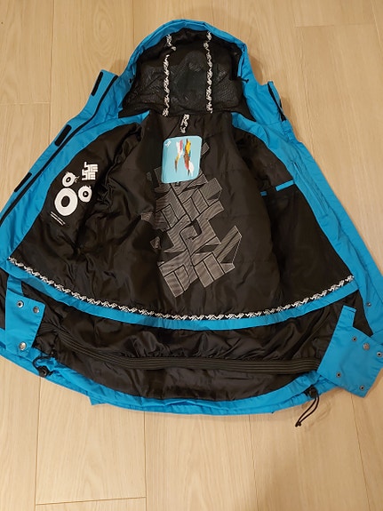 Product image 8 of 9