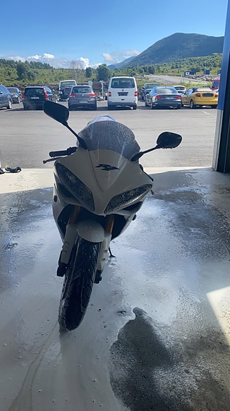Yamaha YZF-R1 5 of 5