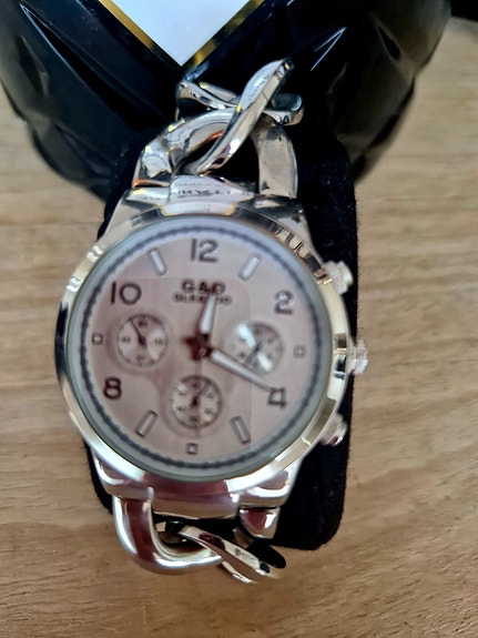Product image 1 of 3