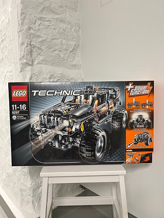lego technic 8297  Off -Roader. ( Forseglet )