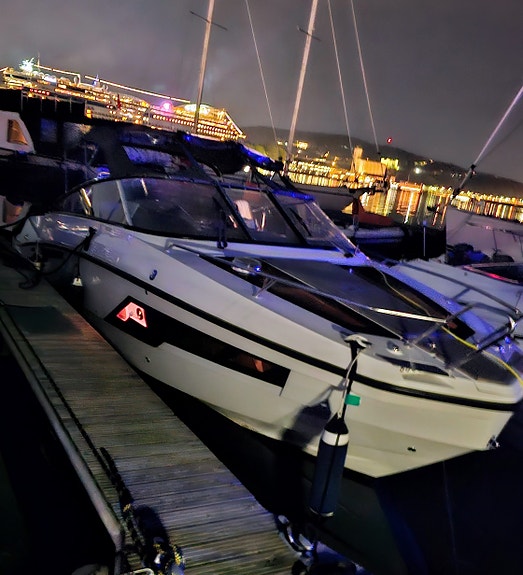 Finnmaster T8 , el.toalett, auto.trim++ 2 of 5