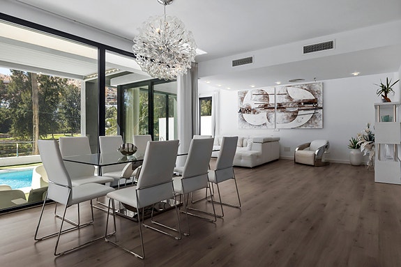 En megler med gode referanser - SPANIA1.no