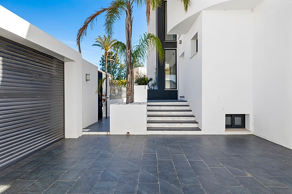 En megler med gode referanser - SPANIA1.no