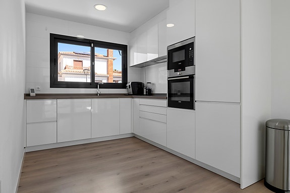 En megler med gode referanser - SPANIA1.no