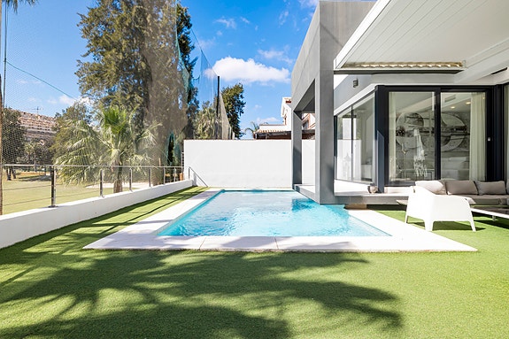 En megler med gode referanser - SPANIA1.no