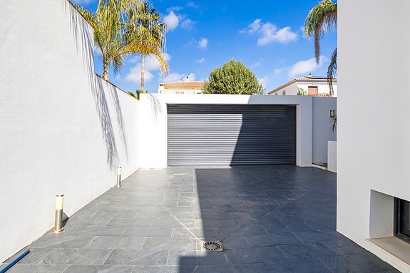 En megler med gode referanser - SPANIA1.no