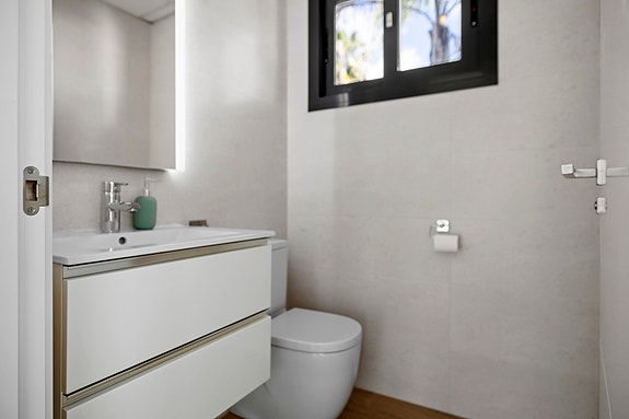 En megler med gode referanser - SPANIA1.no