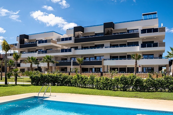 En megler med gode referanser - SPANIA1.no