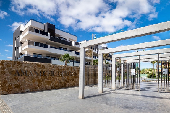 En megler med gode referanser - SPANIA1.no