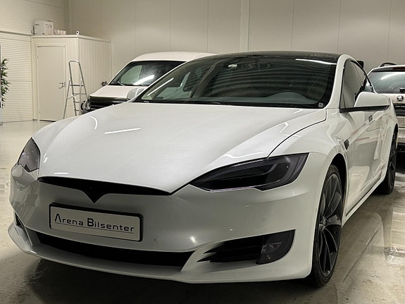 Tesla Model S - Image 1