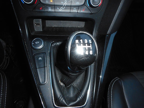 Ford Focus 20 of 28