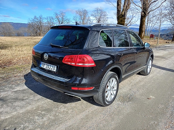 Volkswagen Touareg 2 of 30