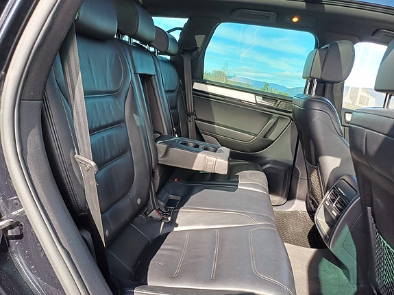 Volkswagen Touareg 15 of 30