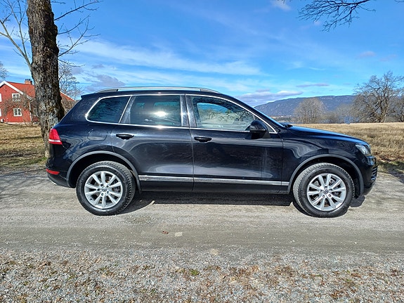 Volkswagen Touareg 7 of 30
