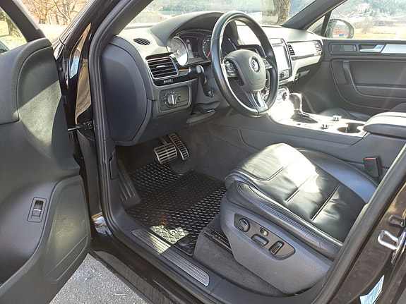 Volkswagen Touareg 10 of 30