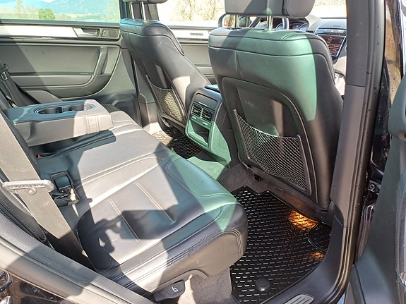 Volkswagen Touareg 14 of 30