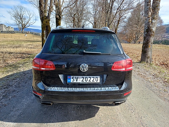 Volkswagen Touareg 6 of 30