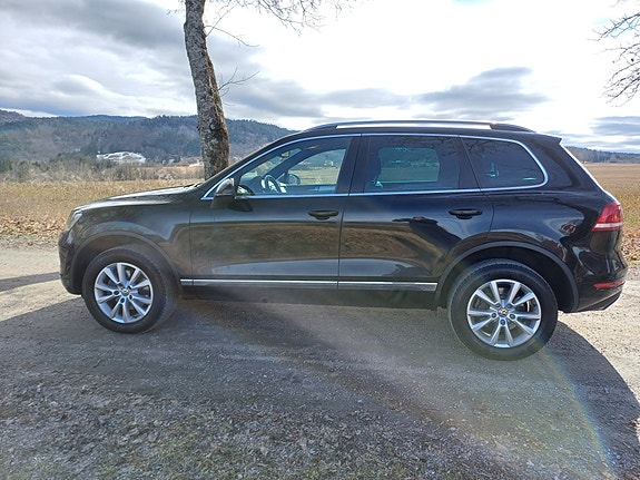 Volkswagen Touareg 8 of 30
