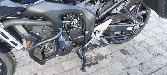 Yamaha FZ6-S S2 ABS 7 of 10