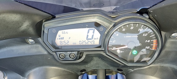 Yamaha FZ6-S S2 ABS 5 of 10
