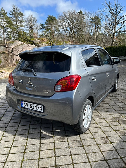 Mitsubishi Space Star 3 of 5