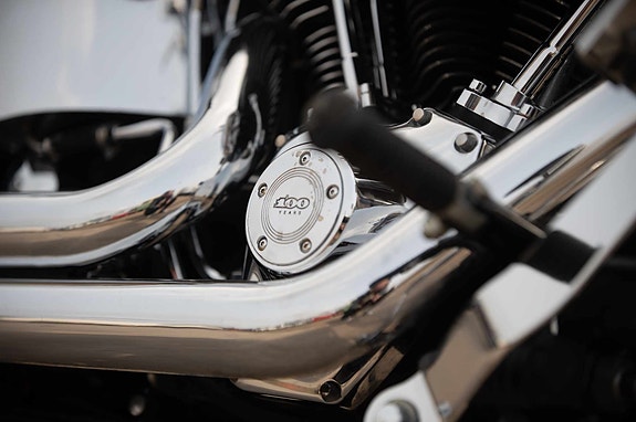 Harley-Davidson Softail Deuce FXSTDI 15 of 22