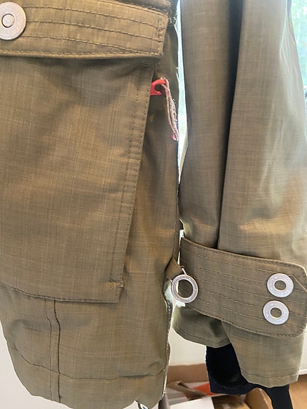 Product image 9 of 9