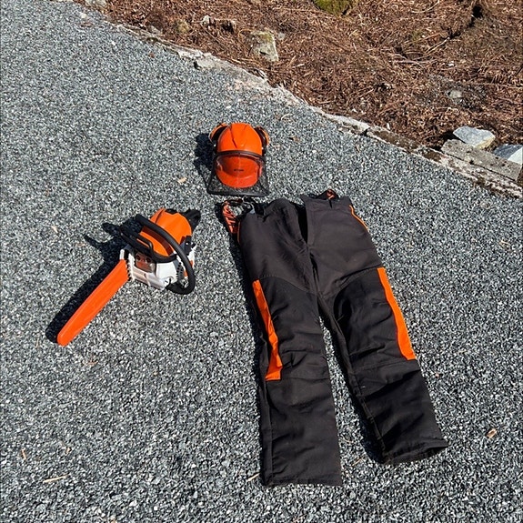 Product image 1 of 3