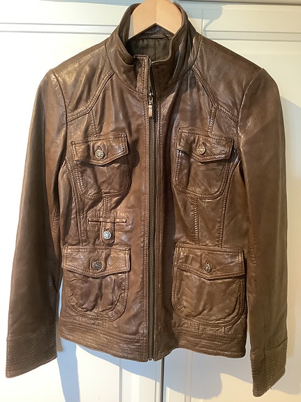 Product image 1 of 6