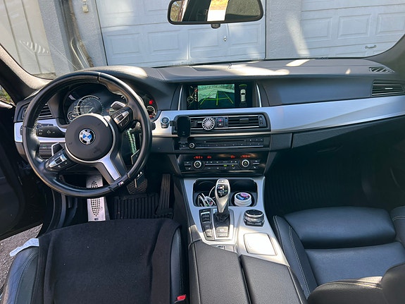 BMW M550d 14 of 30