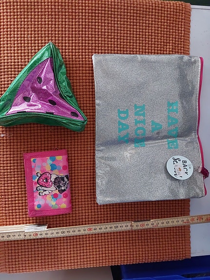 Product image 1 of 4
