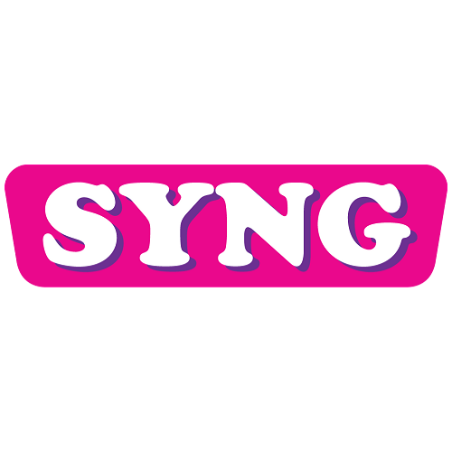SYNG OVERALT AS