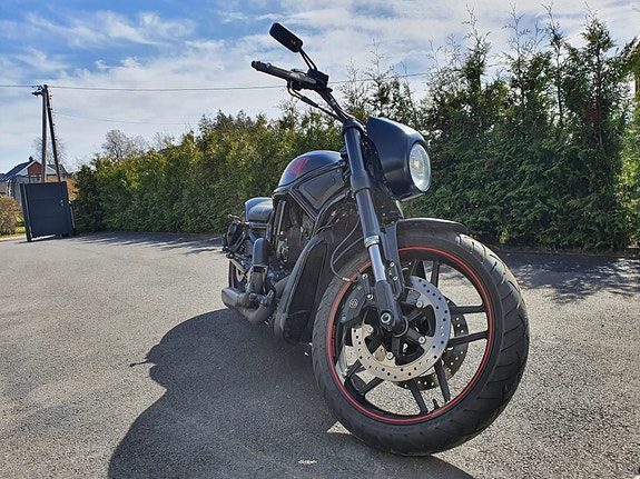 Harley-Davidson VRSCDX NIGHT ROD SPECIAL 4 of 5