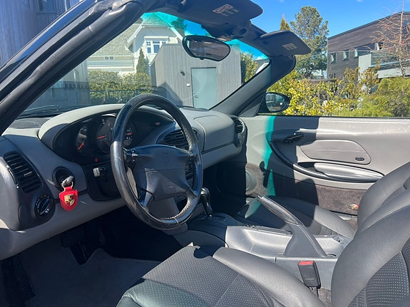 Porsche Boxster 19 of 19