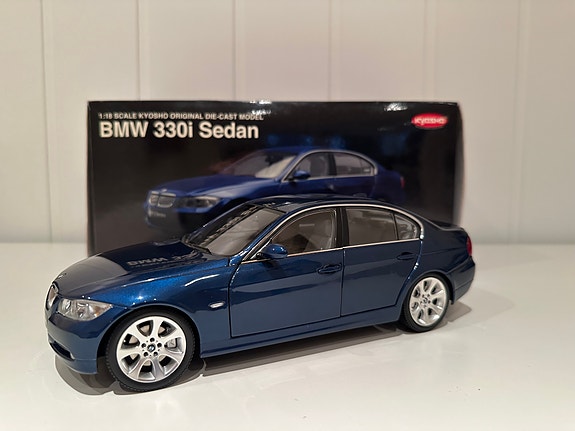 京商 BMW 3シリーズ E90 1/18 ミニカー シルバー 京商 BMW 3シリーズ
