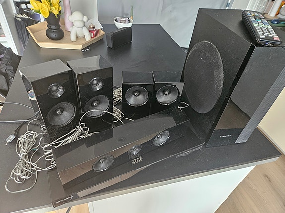 Product image 1 of 4