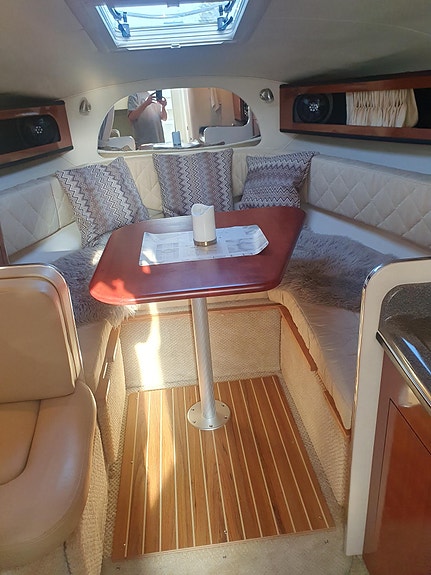 Sea Ray 315 Sundancer. Nytt drev og propeller 2022 16 of 30