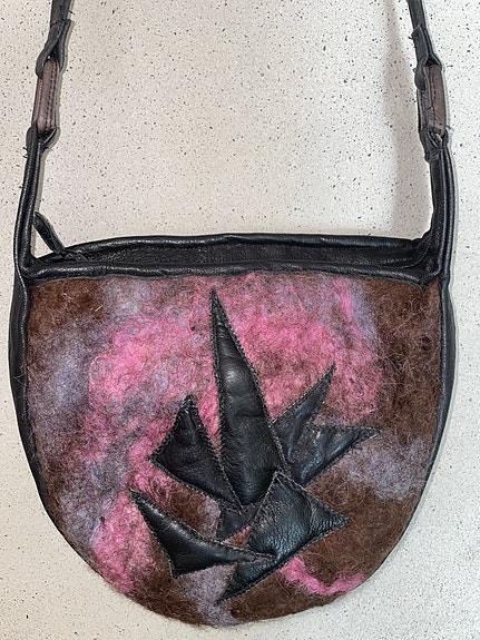 Product image 1 of 7