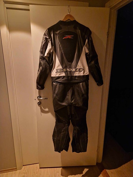 Product image 1 of 6