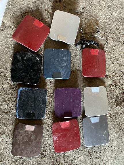 Product image 1 of 2