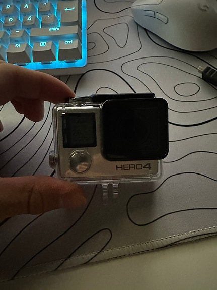 Product image 1 of 4