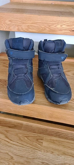 Product image 1 of 9