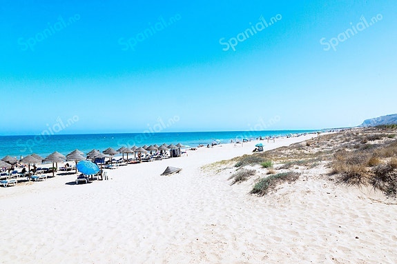 En megler med gode referanser - SPANIA1.no