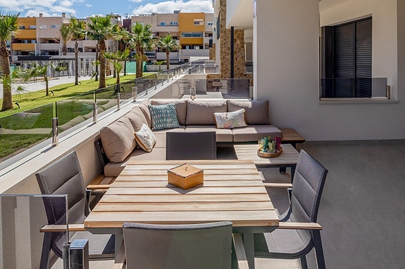 En megler med gode referanser - SPANIA1.no