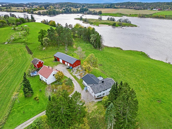 Velkommen til Vestgårdveien 9 og 10 i Varteig!