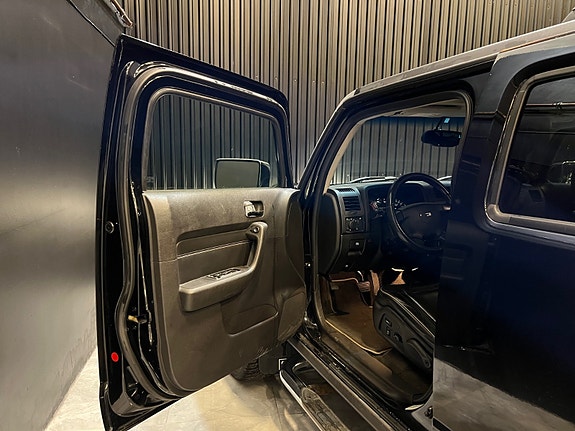 Hummer H3 12 of 29